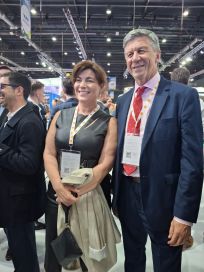 La industria y la dirigencia de las provincias petroleras se dio cita en la AOG