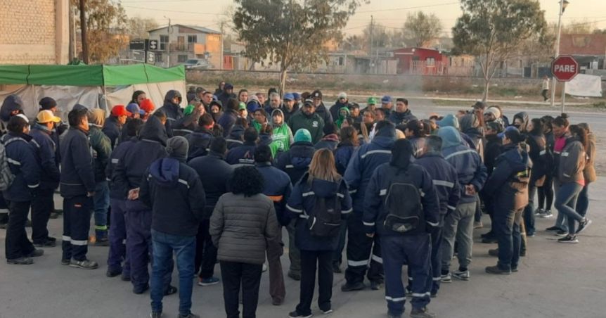 Fin del conflicto en Allen: municipio y gremios acuerdan aumento del 8,36% tras 90 días de paro