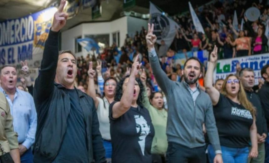 Día de la Lealtad: el peronismo chubutense mostró su fuerza “más viva que nunca”