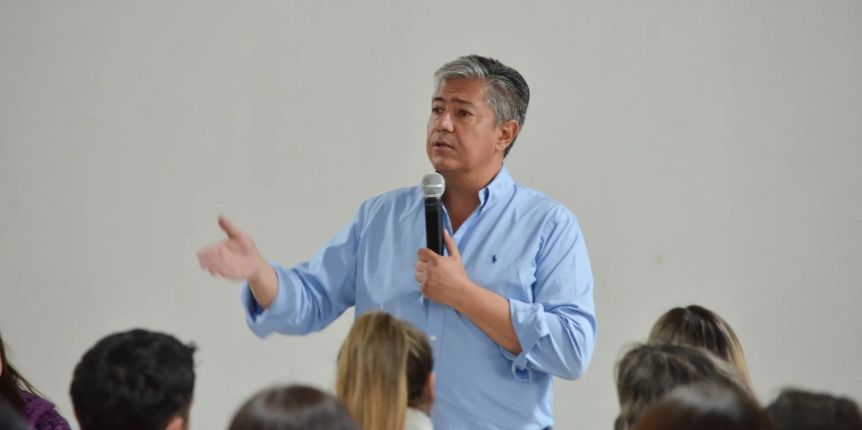 Figueroa proyecta para Neuquén un superávit de US$ 30.000 millones al 2030