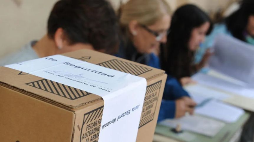Por sí o por no: Chubut se juega la eliminación de los fueros este domingo