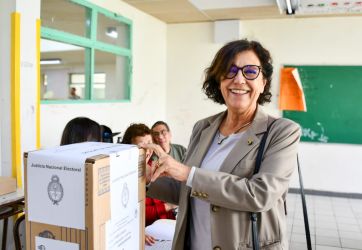 Los candidatos neuquinos ya emitieron su voto y repudiaron la agresión a Cervi