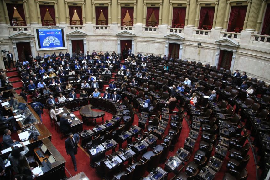 Legislativas: cerraron los comicios y crece la expectativa por los resultados