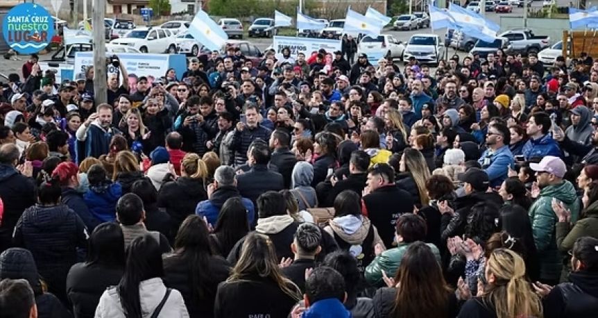 El peronismo exprimió su fuego católico y venció en las urnas a La Libertad Avanza