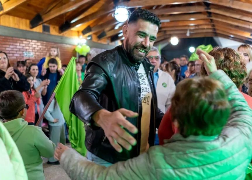 Con amplio respaldo, Galarza ganó en Cañadón Seco y terminará el mandato de Soloaga