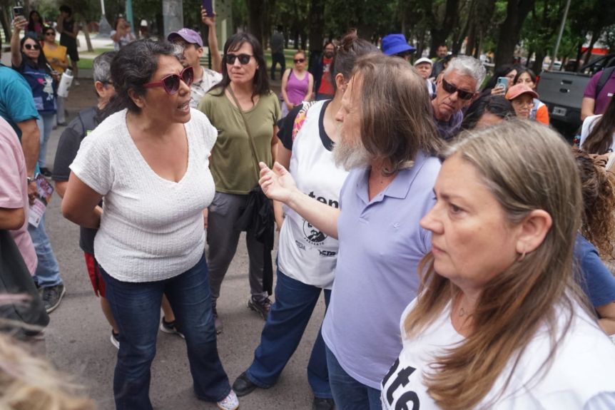 Escándalo en ATEN: forcejeos, golpes y violencia entre la conducción y la oposición