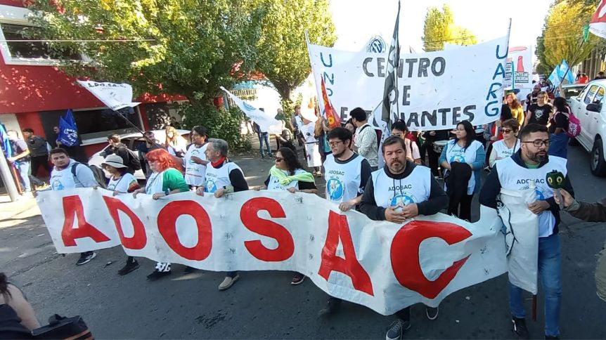 Conflicto docente: ADOSAC tensiona y peligra el inicio del clico lectivo de 2026