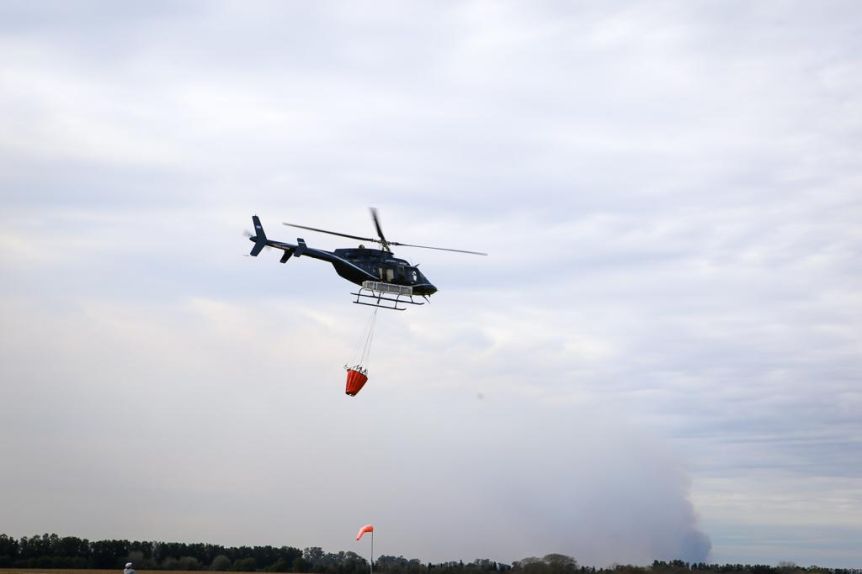 Duras criticas a Weretilneck por el polémico alquiler de un helicóptero hidrante
