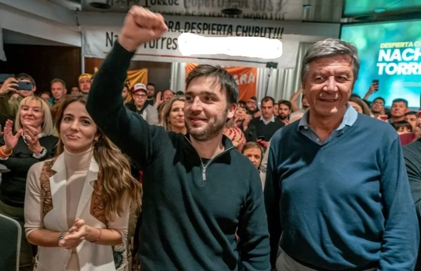 Sin Romero, Torres brindó con afiliados y llamó a