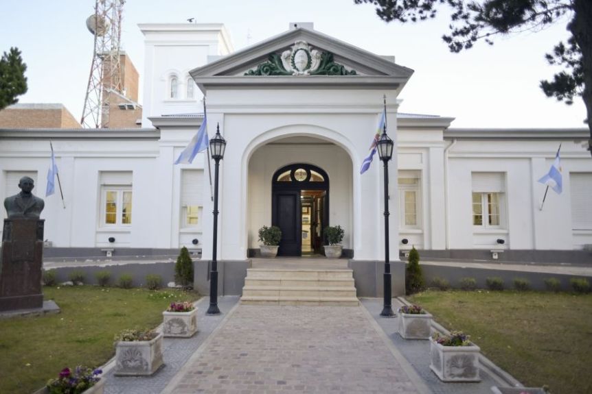 Santa Cruz confirmó el cronograma de pago del aguinaldo para activos y pasivos