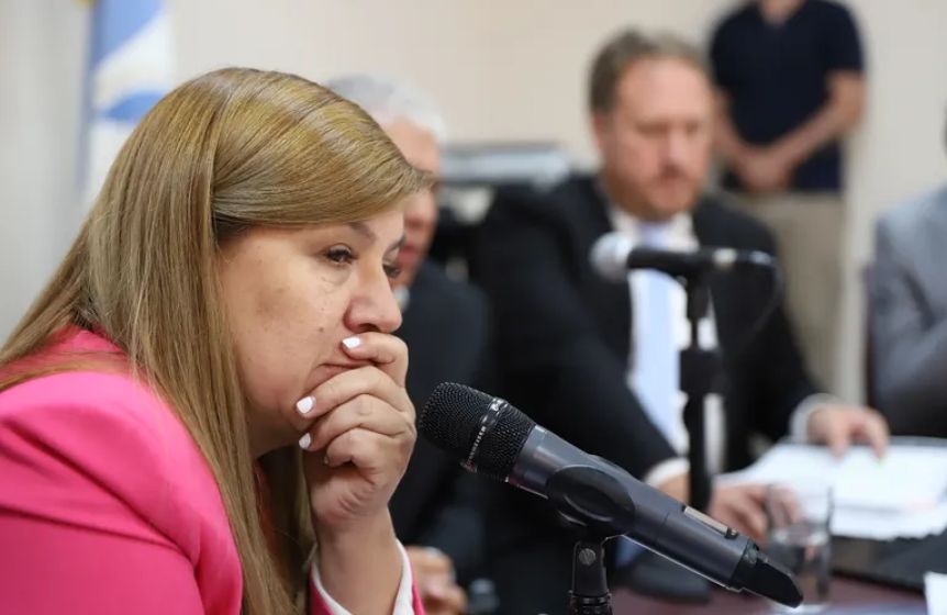 Gloria Ruiz insiste con su reclamo judicial para que la restituyan en el cargo