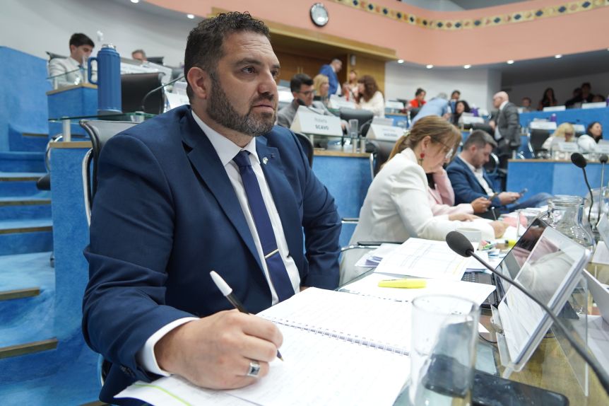 Delgado Sempé apuntó contra la baja en las facturas de luz: