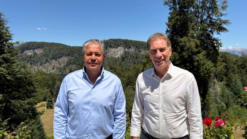 Cómo fue la recorrida patagónica de Santilli para sumar votos a la reforma laboral