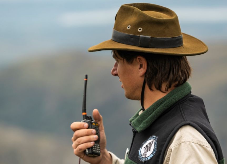 Denuncian retiros voluntarios en Parque Nacionales en plena emergencia ígnea