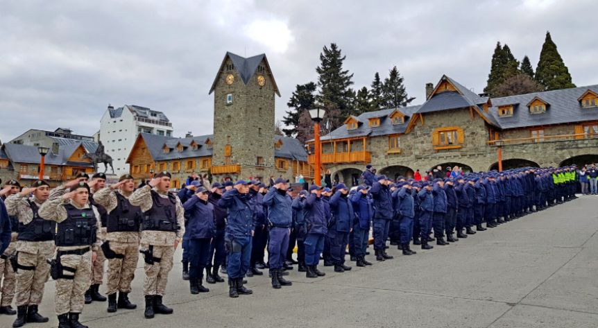 Malestar en las fuerzas de seguridad y un acampe para visibilizar la protesta