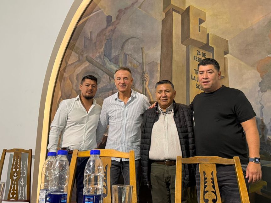 Ávila se reunió con la CGT y confirmó el paro petrolero en rechazo a la reforma laboral