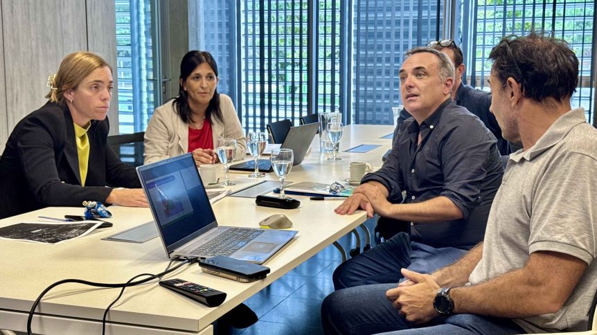 Regalías petroleras: el Gobierno Provincial busca sumar cinco municipios al reparto