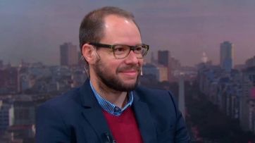 Adornigate: desgaste en alza y una estrategia oficial “errática” que no convence