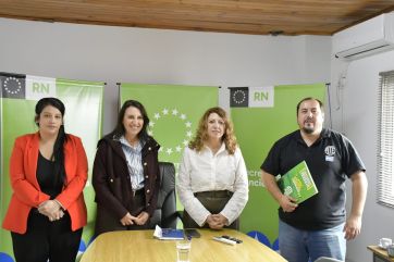 El gobierno de Weretilneck ofreció aumentos por IPC y dividió a los gremios