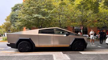 Quintar llegó al Congreso con su Tesla Cybertruck