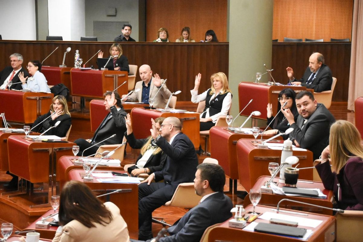Por mayoría, la Legislatura dio luz verde a la adhesión de la ley antimafias