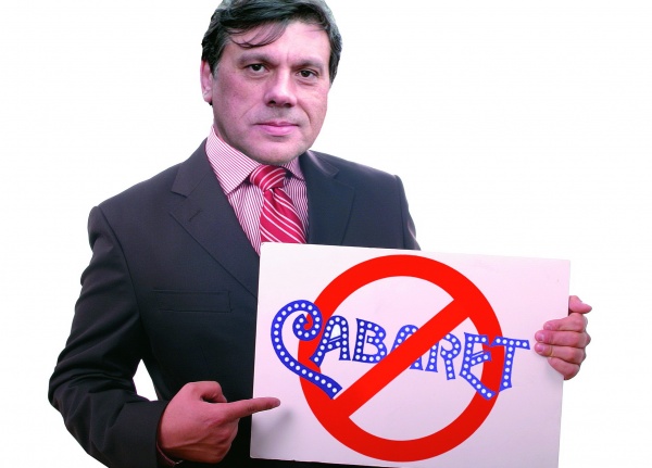 No a los cabarets en Huincul
