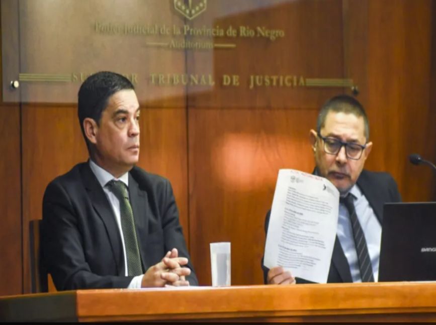 Techo Digno en Sierra Grande: absolvieron a todos los ex funcionarios
