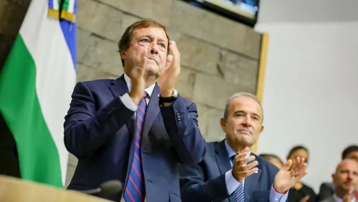 Weretilneck respaldó frenar los nuevos bloques y pidió respetar el voto popular
