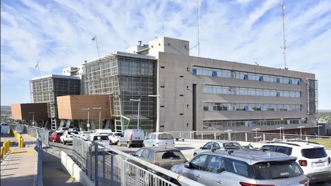 Denunciaron a una funcionaria de Salud por presunta malversación de más de $21 millones
