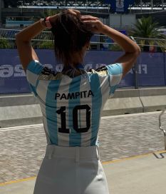 Pampita llegó a Miami y se sumó a la fiesta argentina del Mundial