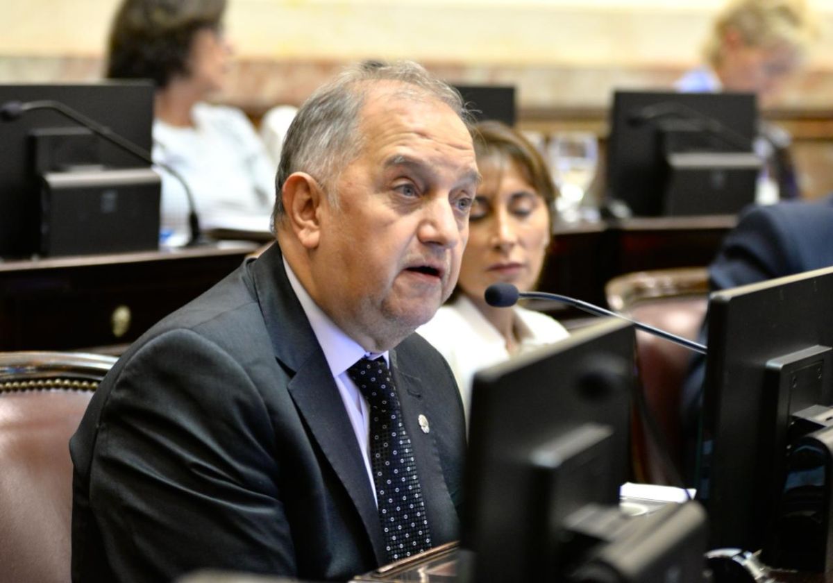 Linares cruzó al presidente de Toyota y habló de la carga tributaria en Comodoro