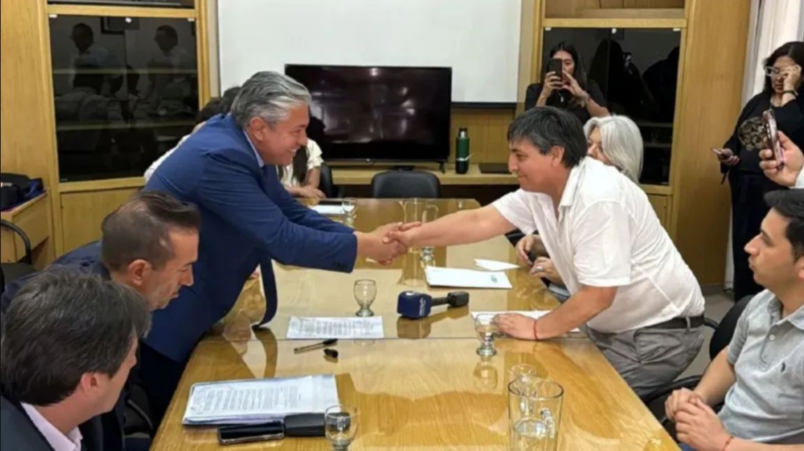 Se reactiva la paritaria estatal en Neuquén y los gremios preparan nuevas posiciones