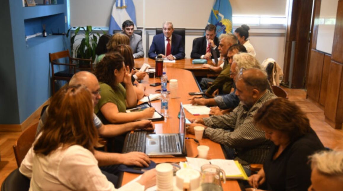 El Gobierno de Chubut retoma la paritaria docente con una reunión con los gremios