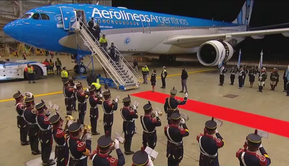 La Selección regresó al país y fue recibida con un emotivo homenaje en Ezeiza