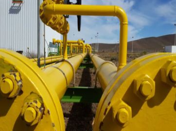 Histórico: Chubut y Río Negro llegaron a un acuerdo por el Gasoducto Cordillerano