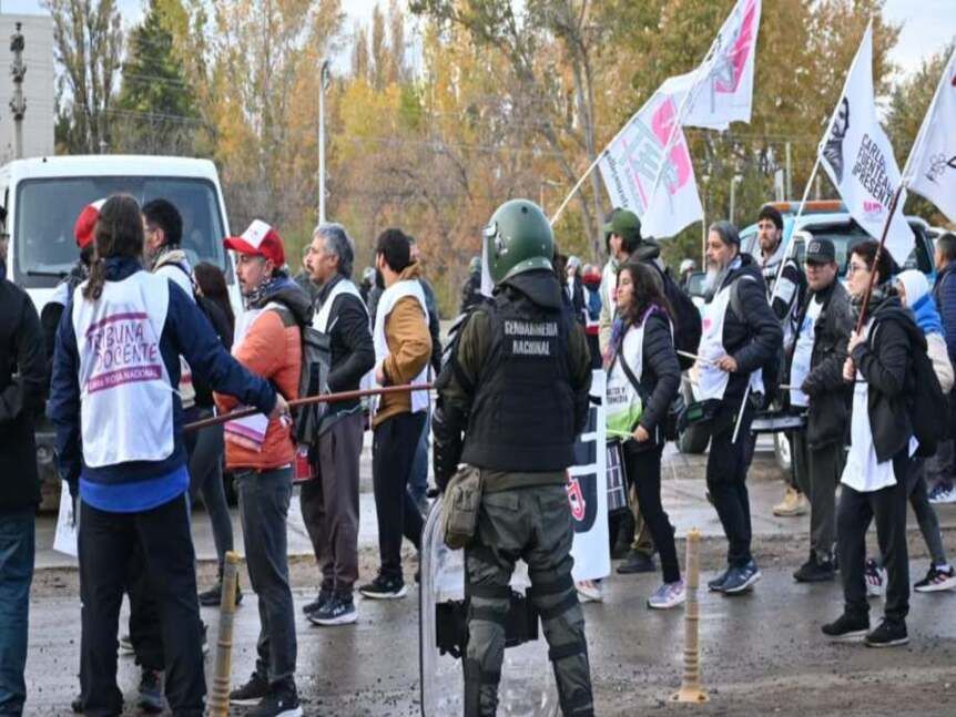 Weretilneck advirtió que habrá descuentos a los docentes que adhieran al paro de Unter