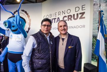 Vidal se sentó en el palco en La Rural, aplaudió a Milei y le pegó al kirchnerismo