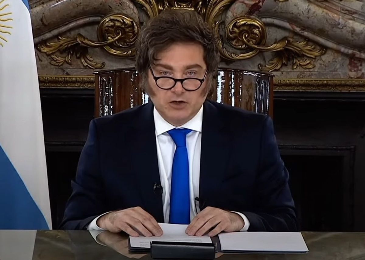 No lo cierra, pero casi: Milei anunciará mañana sus planes para el Central