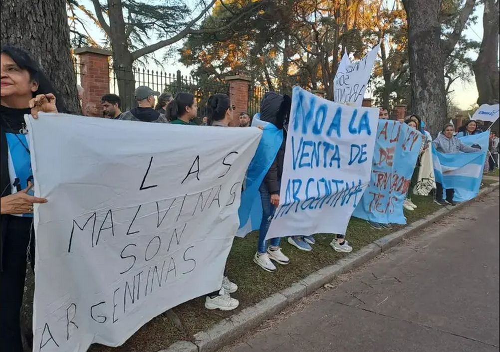 Ley de Tierras: el Gobierno retrocede pero, una movilización tensiona su tratamiento