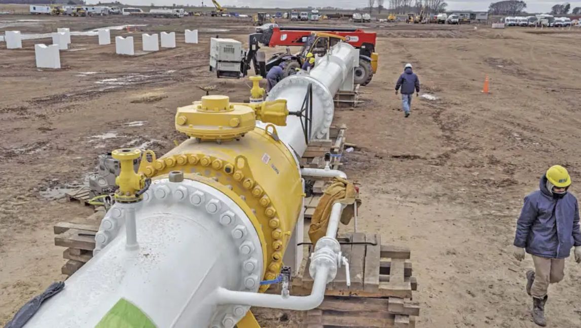 Chile negocia con Argentina un acuerdo energético para importar gas de Vaca Muerta