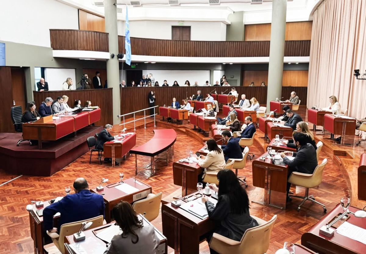 La Legislatura avanzó con cambios en pesca, Justicia y obras para el interior