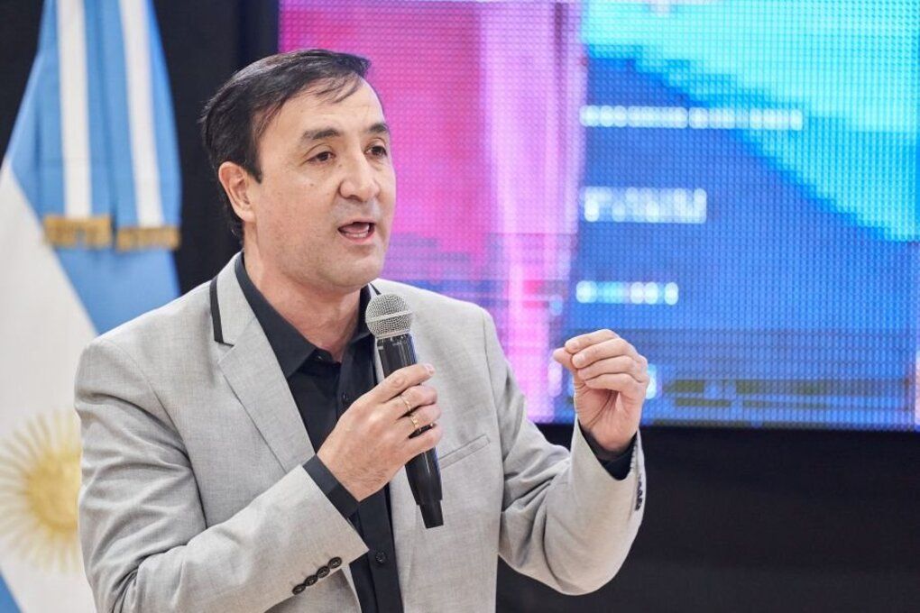 Grasso oficializó un fuerte recambio dentro de su gabinete municipal