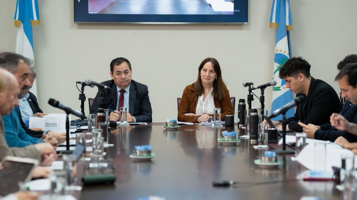 Rutas de Vaca Muerta: el acuerdo con petroleras quedó listo para llegar al recinto
