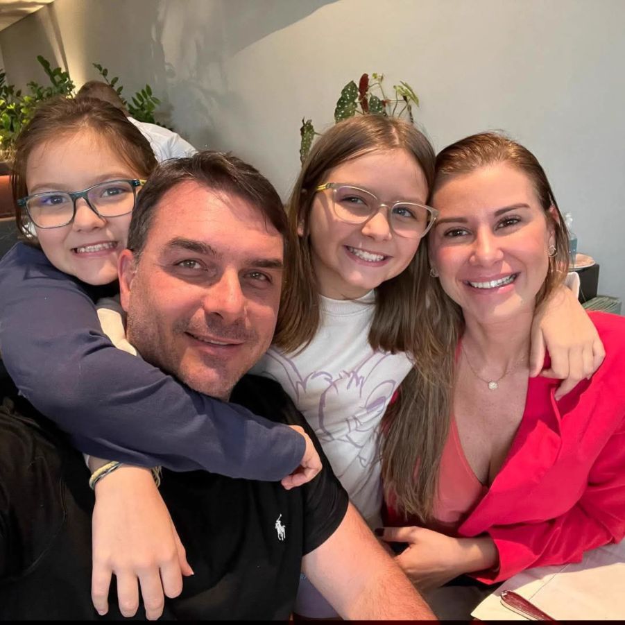 Six- Seven en la Rosada: la jugada del gobierno argentino para ayudar a Bolsonaro y a su familia