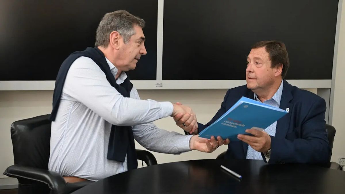 Traspaso histórico: Provincia tomó posesión de la administración de las rutas 22 y 151