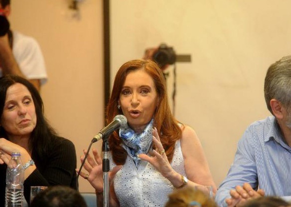 Reapareció CFK con duras críticas al gobierno