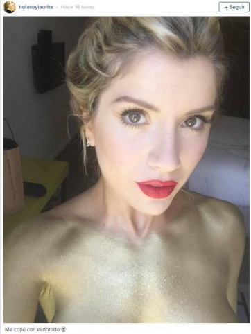 El sensual bodypainting de Laurita Fernández