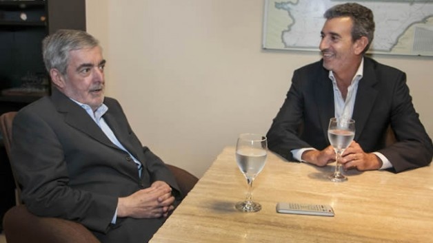 El guiño se cristalizó rápido y Das Neves recibió a Florencio Randazzo