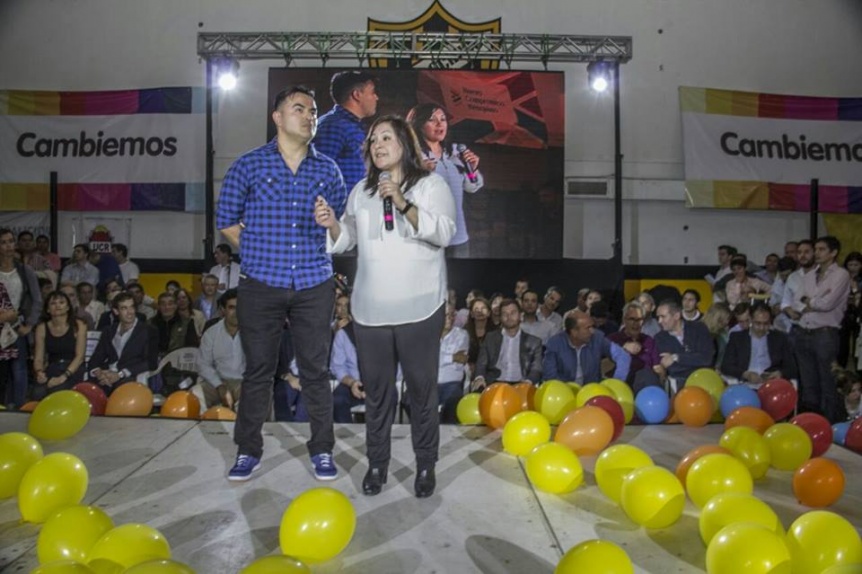 Tras las denuncias, proclaman candidata a Montecinos en el ARI