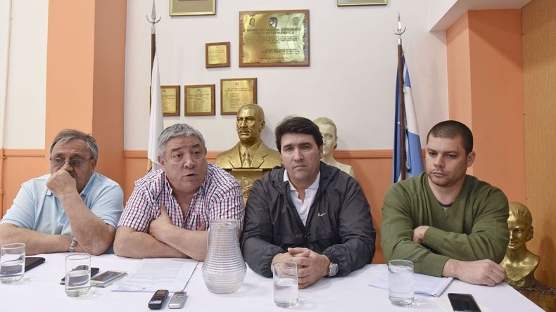 Burgoa le puso paños fríos a su candidatura y pidió por la unidad del PJ para enfrentar a Das Neves